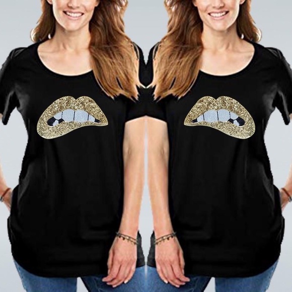 Plus Size Sequined Sparkly Lip Print Black Tee - Picture 2 of 2